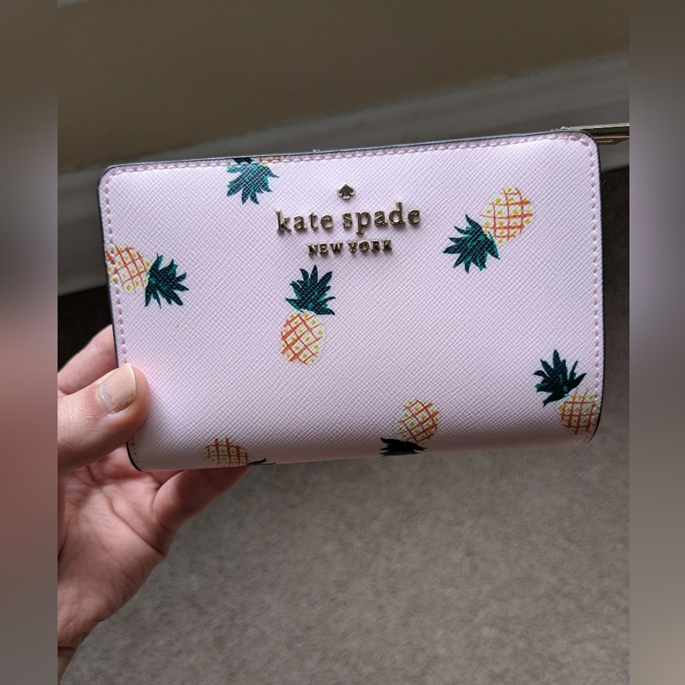 🍍 Kate Spade Pineapple Wallet in Light Pink
